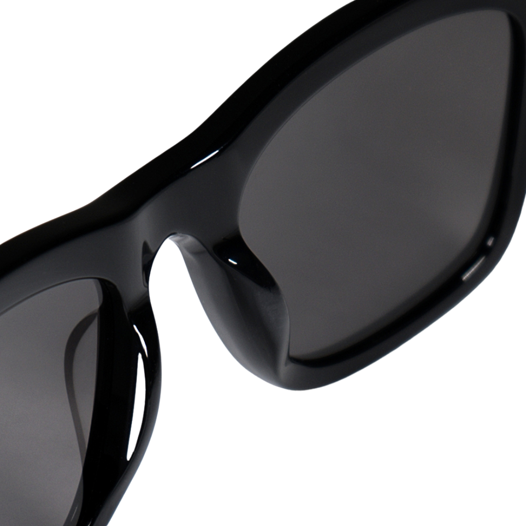 MessyWeekend x FCK Solbrille Løven